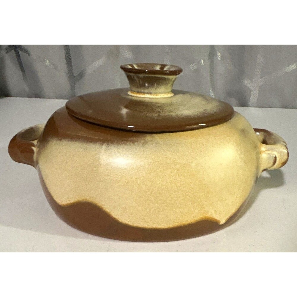 Frankoma 5V Ceramic Round Casserole Dish w/ Lid & Handles Brown/Beige